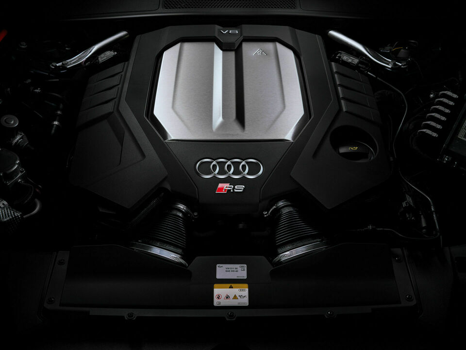 https://audireforma.com/wp-content/uploads/2025/07/RS6-ENGINE.jpeg